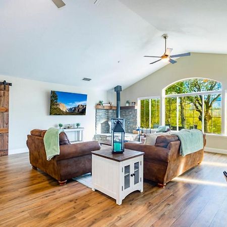 Mystic Mountain Villa, 14 Miles From Yosemite Oakhurst Zewnętrze zdjęcie