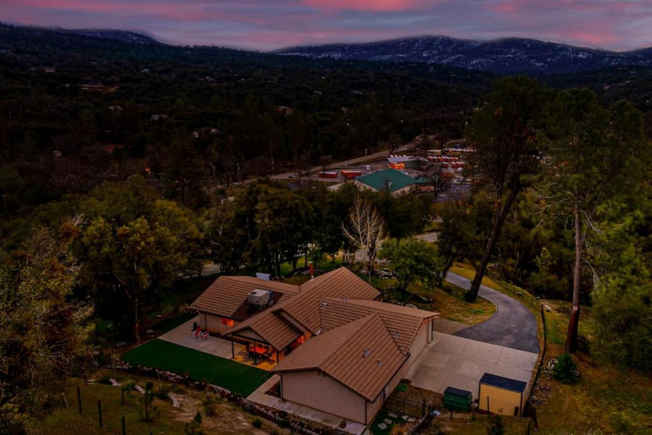 Mystic Mountain Villa, 14 Miles From Yosemite Oakhurst Zewnętrze zdjęcie