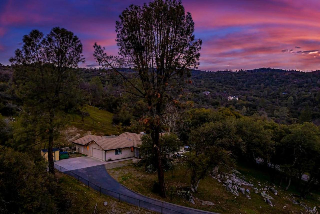 Mystic Mountain Villa, 14 Miles From Yosemite Oakhurst Zewnętrze zdjęcie